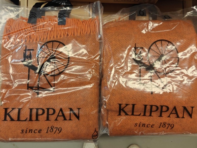 1564801-1 Wool blankets 2 pcs new - Klippan Gotland Orange