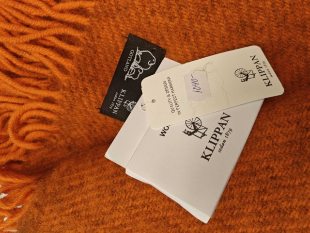 1564801-4 Wool blankets 2 pcs new - Klippan Gotland Orange