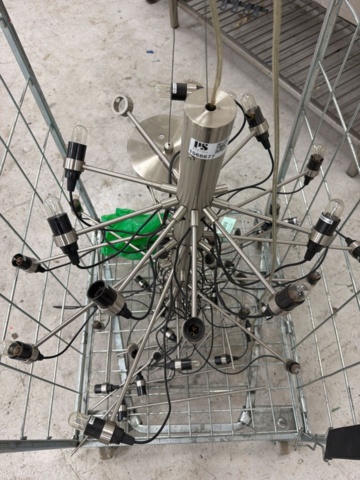 1566677-1 Taklampa