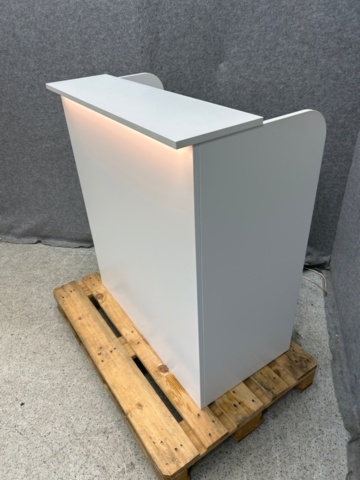 1436435-3 Receptionsdisk med belysning