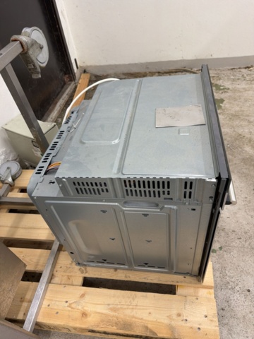 1566681-6 Inbyggnadsugn - Siemens HB330550S