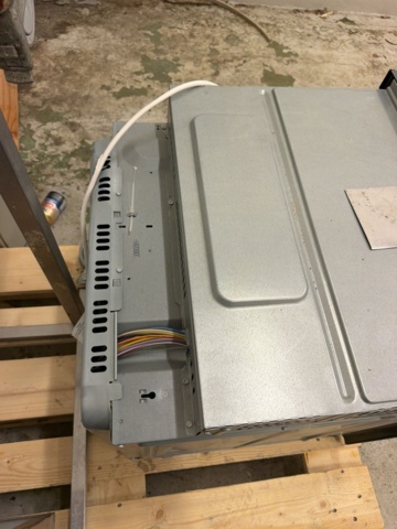 1566681-7 Inbyggnadsugn - Siemens HB330550S