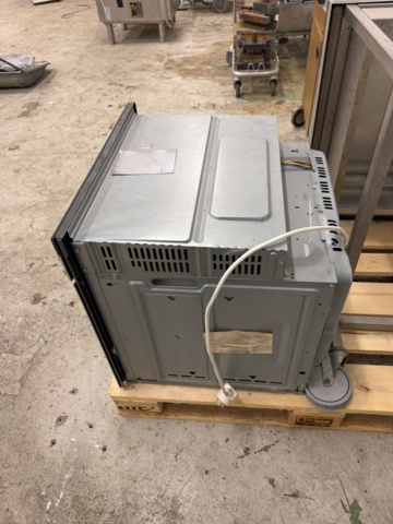1566681-8 Inbyggnadsugn - Siemens HB330550S
