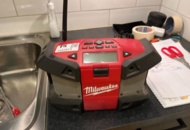 1571824 Mileaukee radio
