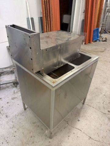 1566693-3 Vattenbad och avlastningsbänk - Electrolux
