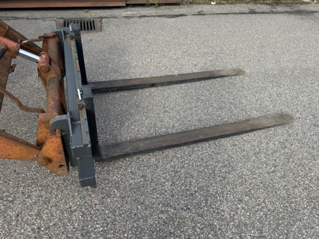 1571825-25 Traktor VOLVO-BM T 500 H -1977