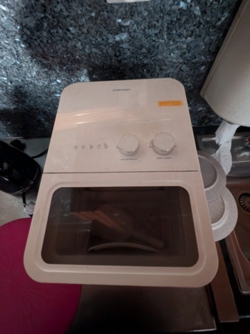 1320541-14 Porcelain, glass, ice maker, etc.
