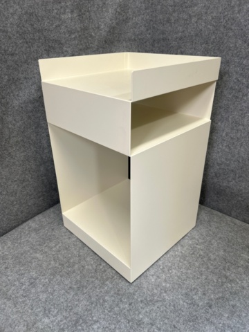 1436439-7 Lamp, side table and curtains with rails