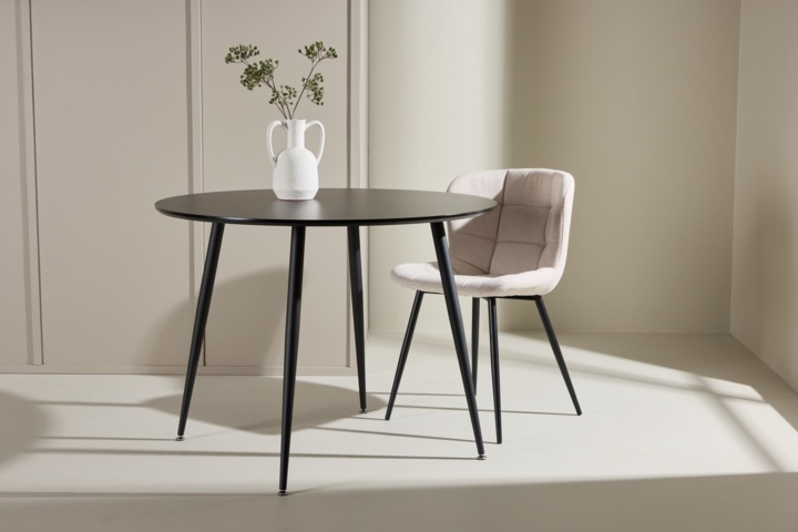 1570103-1 Matbord 100cm svart