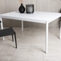 1570015-1 Rektangulärt matbord vit aluminium