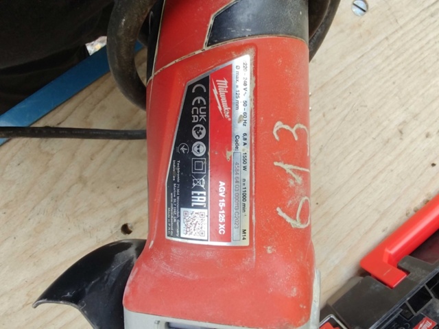 1484510-12 Milwaukee screwdriver, nutrunner and angle grinder