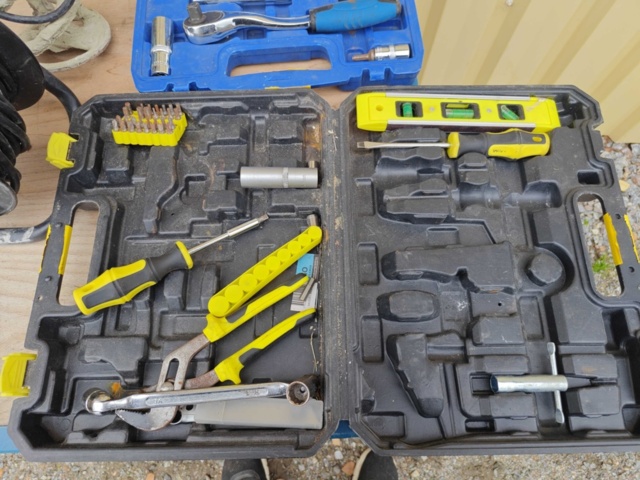 1484516-12 Hammer drill, whisk, angle grinder and more