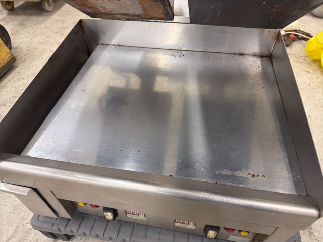 1566698-7 Stekbord med dubbla pressenheter - Mirror
