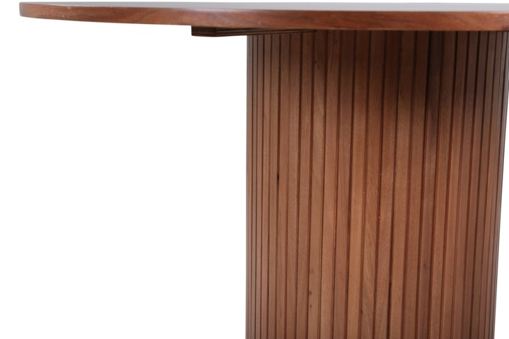 1570152-6 Matbord 110cm