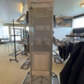 1530012-4 Display stand - Well