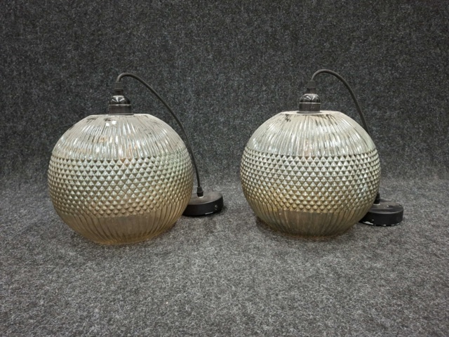 1570588-2 2 st pendellampor