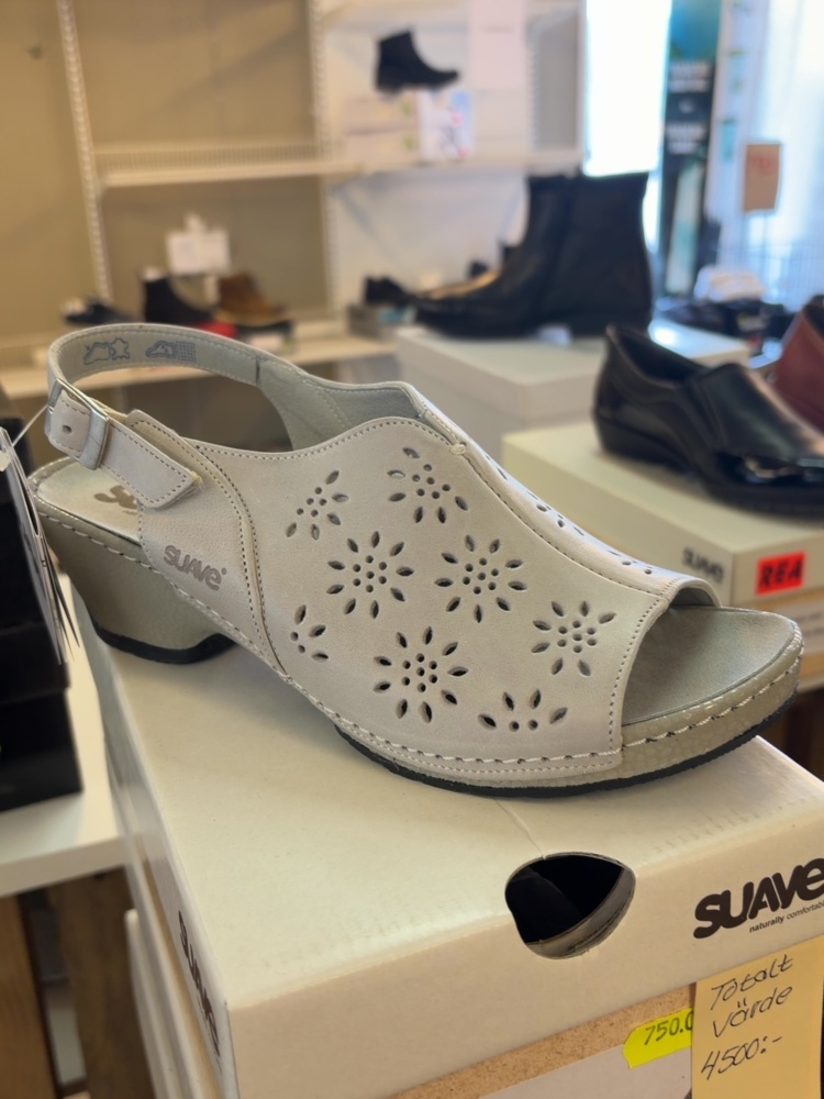 1530031-2 Samling med sandaler - Suave Florida 8506