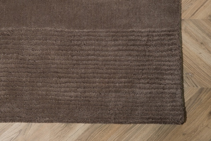 1570191-2 Matta 350 x 250 Brun