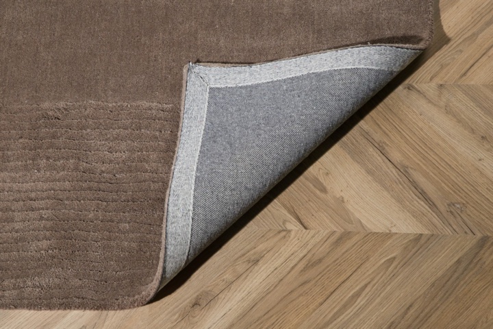 1570191-3 Matta 350 x 250 Brun
