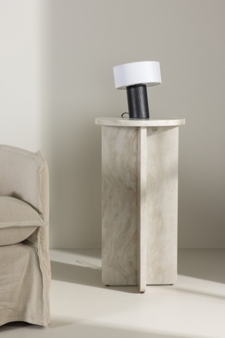 1570214-9 2 st mindre bord