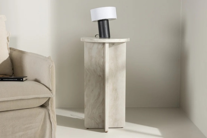 1570214-11 2 st mindre bord