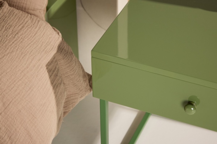 1570214-8 2 st mindre bord