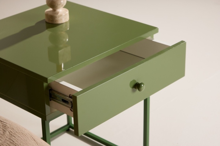 1570214-4 2 st mindre bord