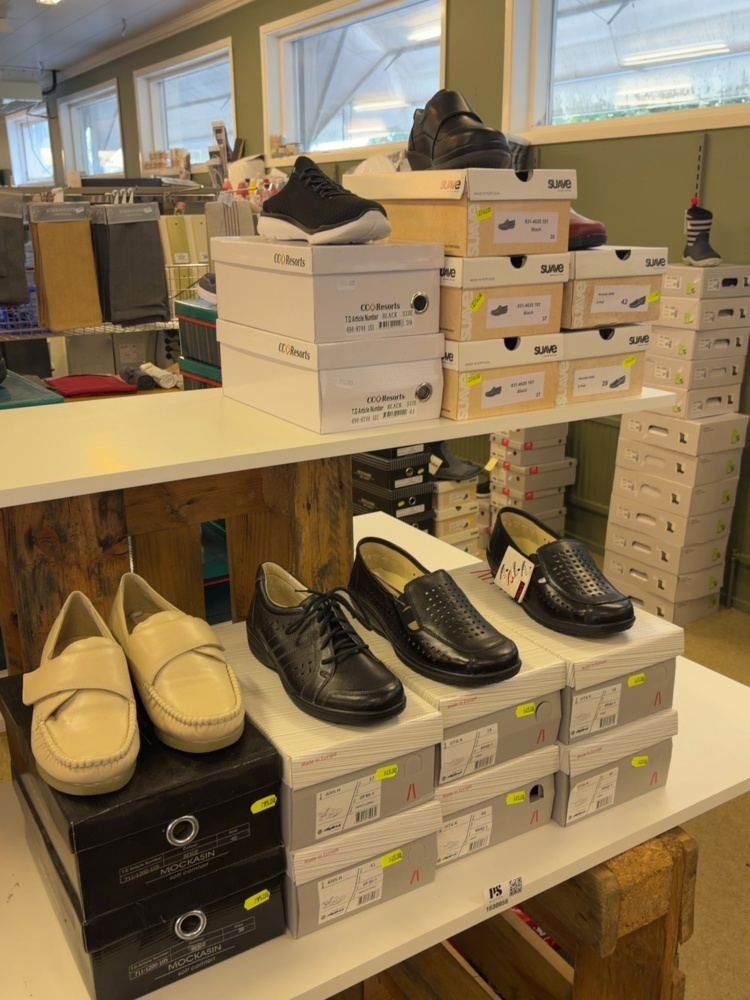 1530056-1 Samling med skor - Moccasin, Suave och CCQ Resorts