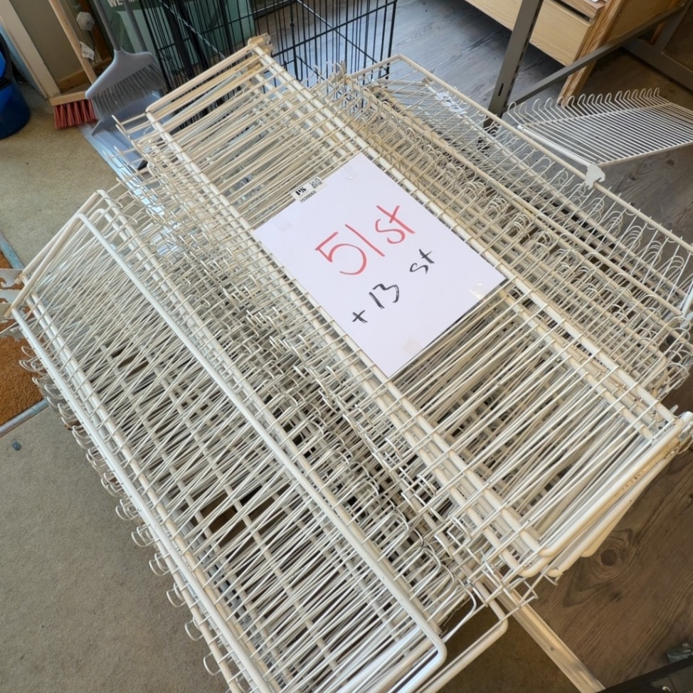 1530065-2 Hyllor för butiksinredning 64 st