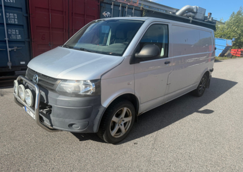 VW Transporter T28 2.0 TDI -2010 (Repair object)