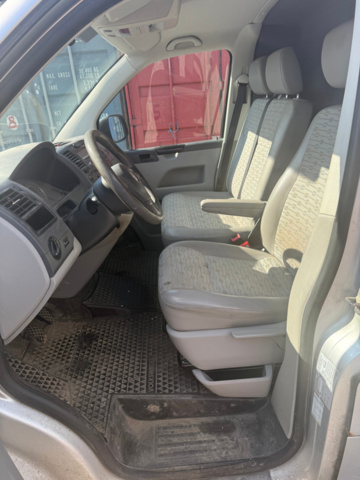 1571826-11 VW Transporter T28 2.0 TDI -2010