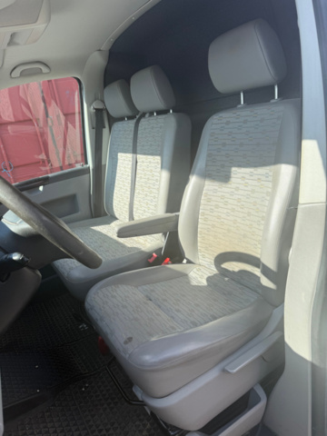 1571826-12 VW Transporter T28 2.0 TDI -2010