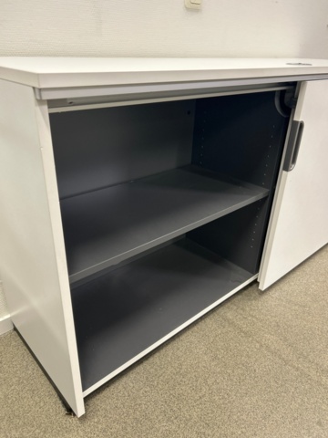 1546160-3 Office furniture 4 pieces