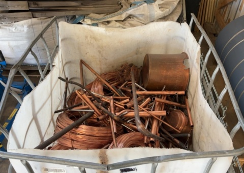 Blandad Metallskrot i kopparfärg