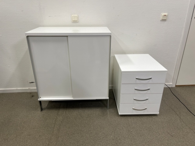 1546160-12 Office furniture 4 pieces