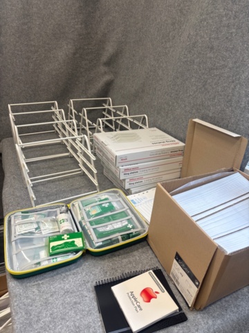 1546161-11 4 desks, mailboxes, whiteboards etc.