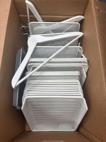 1546161-12 4 desks, mailboxes, whiteboards etc.