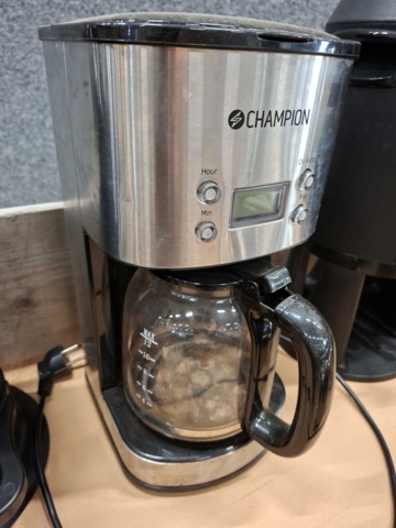 1570594-4 Kaffekokare, termos, brödrost, värmefläkt m.m.