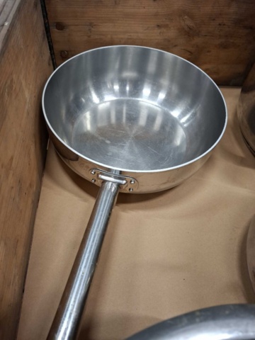 1570597-3 Rostfria köksutensilier