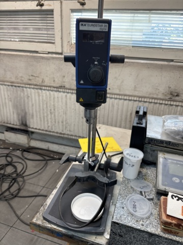 1511344-2 Färgblandare, digitalvåg och Elcometer - IKA Eurostar 20 Digital / Mettler Toledo / Elcometer 345