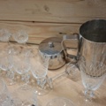 1570598-9 Engångsartiklar, kvittorullar, snappsglas m.m.