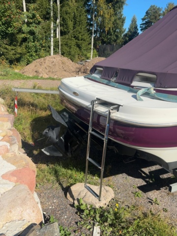 1458473-7 Maxum 2100 SC – 2001 – MerCruiser 4,3L V6 ink Båttrailer