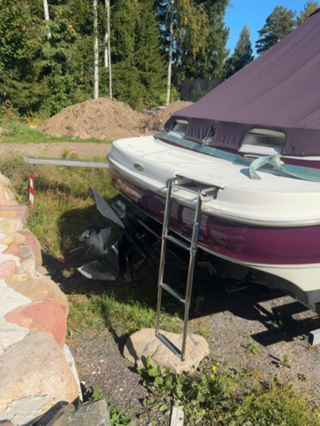 1458473-8 Maxum 2100 SC – 2001 – MerCruiser 4,3L V6 ink Båttrailer