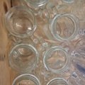 1570602-7 Sortiment med glas, brukar m.m.