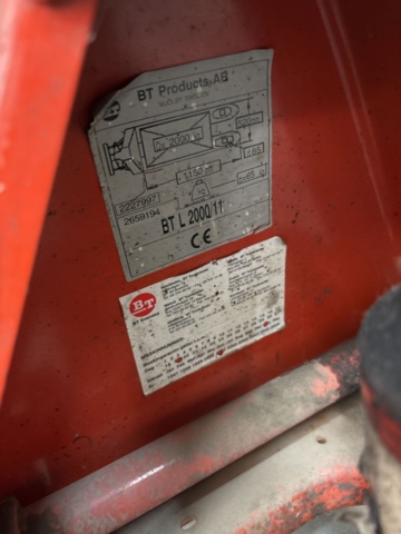 1511345-11 Palldragare och tippcontainer - BT / AJ