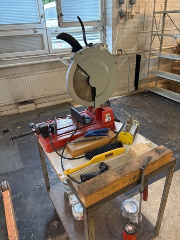1511352-2 Kap- och geringssåg med hyllvagn - Ridgid 590