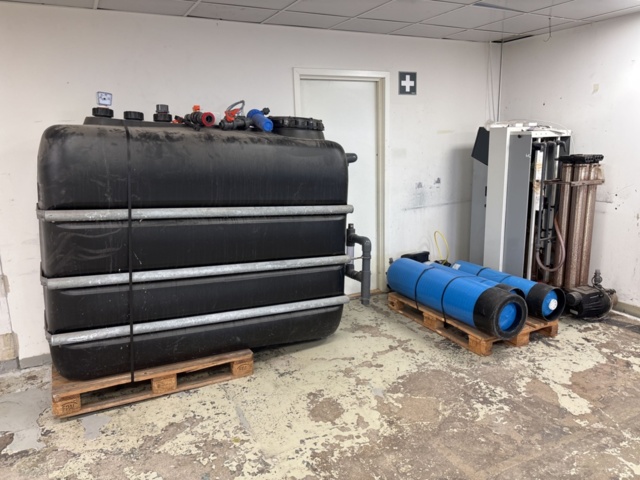 1511356-1 Water purification plant (Osmos) with tanks and filters - Veolia SIRION maxi / BerkeSOFT midi