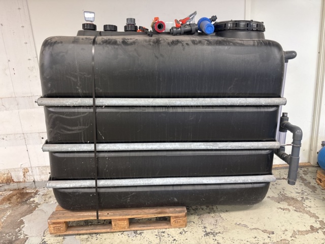 1511356-2 Water purification plant (Osmos) with tanks and filters - Veolia SIRION maxi / BerkeSOFT midi