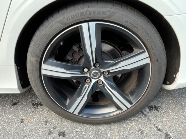 1572429-21 Volvo V90 D4 AWD Geartronic, 190hp, 2020