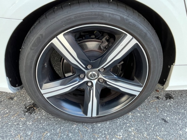 1572429-22 Volvo V90 D4 AWD Geartronic, 190hp, 2020